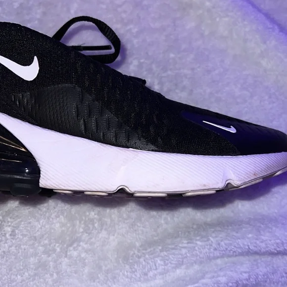 nike air 270s - Picture 9 of 9